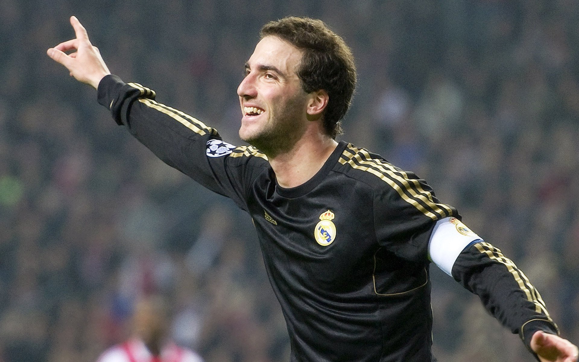 世界杯预选赛中国队逆袭 球员精神面貌焕然一新,世界杯预选赛 中国队出线分析